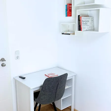 Habitación en casa particular Stay33 - Konfortables Gaestehaus 'naehe Messe' Hanóver