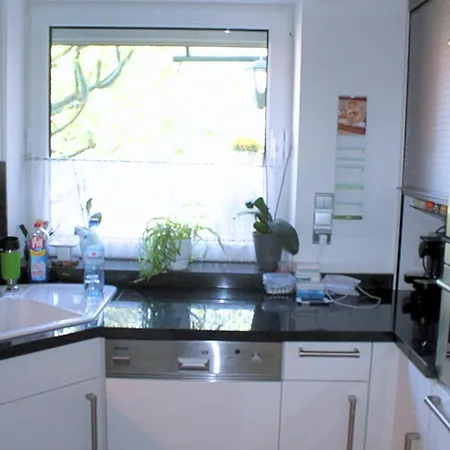Stay33 - Konfortables Gaestehaus 'naehe Messe' Homestay Hannover